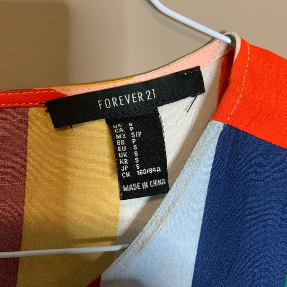 Striped and coloured crop top - Picture 2 of 2